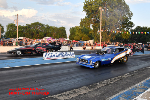 Jeff Cameron - 'Magnolia Missile' (far lane) vs Mike Smith - 'Nor'Easter' (near lane)